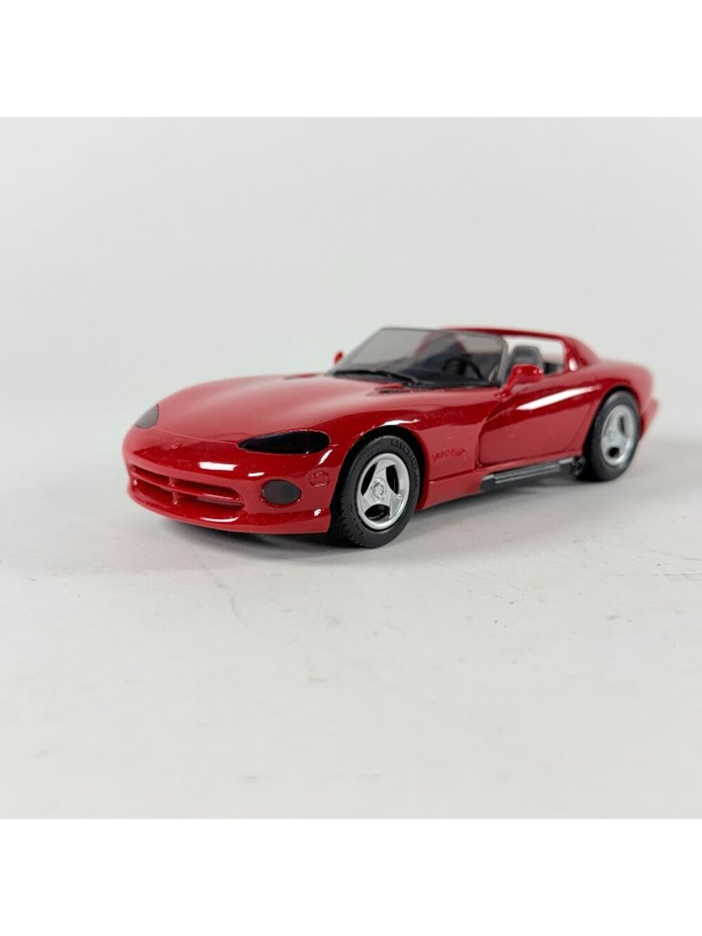 AMT Ertl Promo Red 1992 Dodge Viper RT/10 1:25 Scale Plastic Car 6113